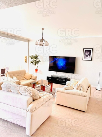 
  Продается 3-комн. квартира, 133 м², Волжская ул, д. 57
. Фото 5.