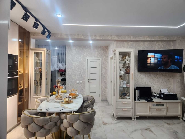 
  Продается 3-комн. квартира, 84 м², Владимирская ул, д. 144
. Фото 8.
