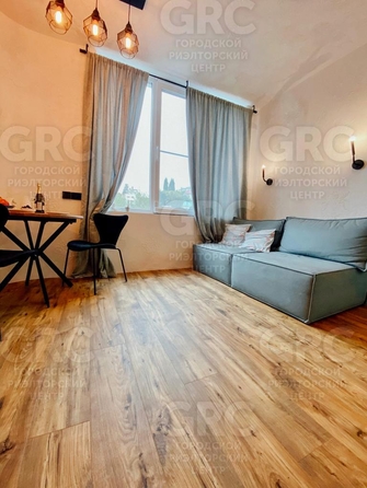 
  Продается 2-комн. квартира, 45 м², Грибоедова ул, д. 10б
. Фото 2.