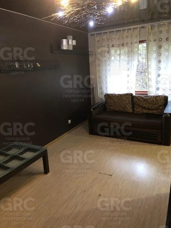 
  Продается 3-комн. квартира, 70 м², Чехова ул, д. 9
. Фото 2.