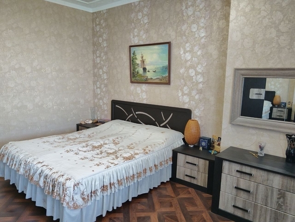 
  Продается 2-комн. квартира, 87 м², Ивана Голубца ул, д. 106
. Фото 13.