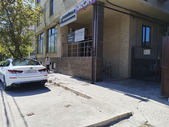 
  Продается 2-комн. квартира, 87 м², Ивана Голубца ул, д. 106
. Фото 45.