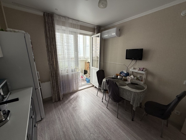 
  Продается 2-комн. квартира, 54 м², Адмирала Пустошкина ул, д. 22к12
. Фото 5.