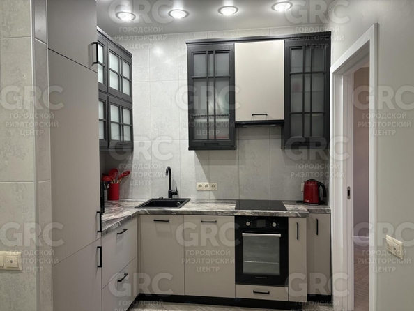 
  Продается 2-комн. квартира, 50 м², Депутатская ул, д. 10
. Фото 2.
