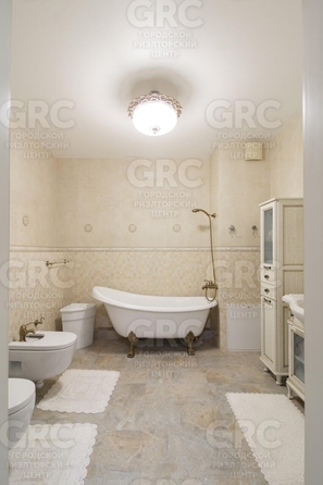 
  Продается 3-комн. квартира, 104 м², Войкова ул, д. 21
. Фото 17.