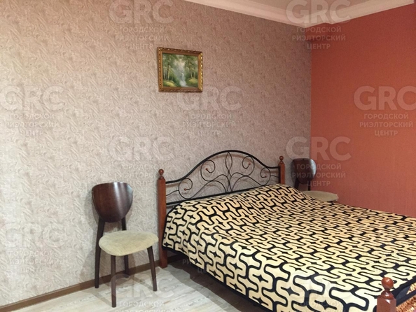
  Продается 2-комн. квартира, 77 м², Виноградная ул, д. 114
. Фото 5.