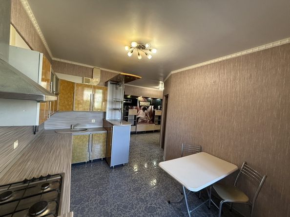 
  Продается 2-комн. квартира, 50 м², Омелькова ул, д. 14В
. Фото 10.