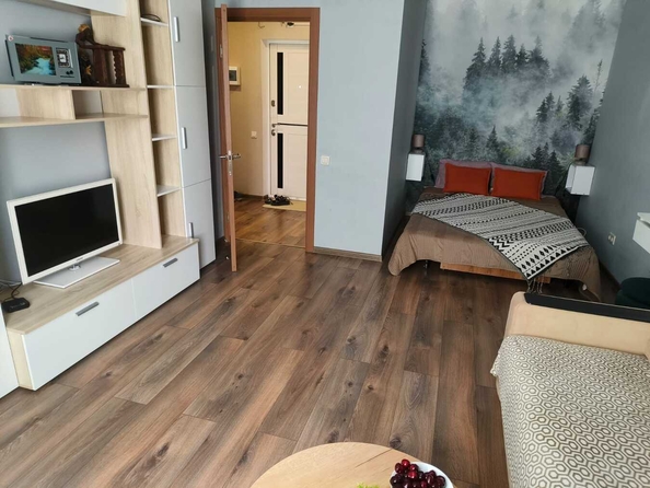 
  Продается 1-комн. квартира, 40 м², Ивана Голубца ул, д. 147
. Фото 2.