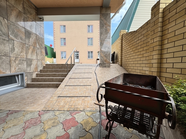 
  Продается 1-комн. квартира, 37 м², Толстого ул, д. 106
. Фото 2.