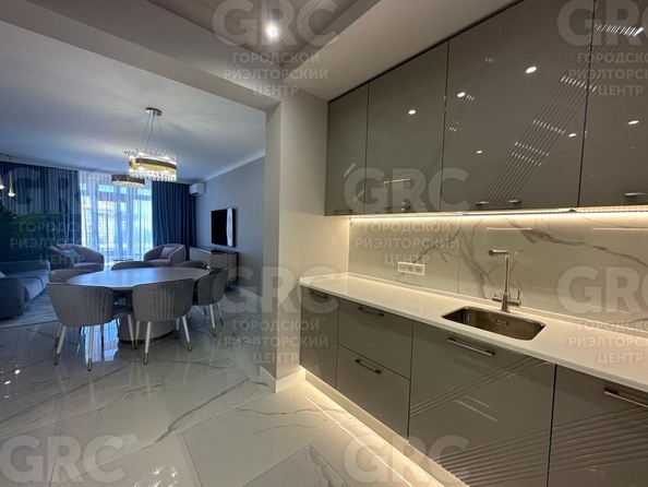 
  Продается 4-комн. квартира, 150 м², Роз ул, д. 52
. Фото 6.