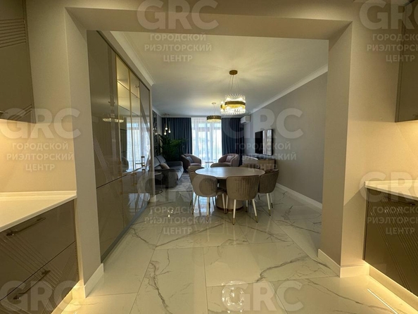 
  Продается 4-комн. квартира, 150 м², Роз ул, д. 52
. Фото 8.