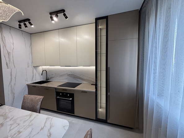
  Продается 2-комн. квартира, 60 м², ЖК Два Адмирала, дом 2
. Фото 10.