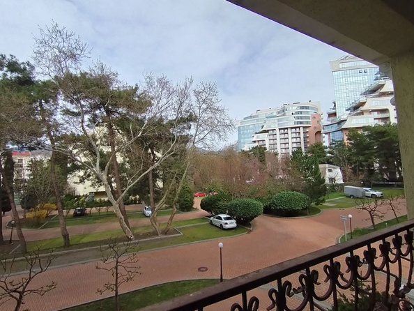 
  Продается 3-комн. квартира, 90 м², Революционная ул
. Фото 7.