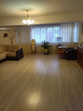 
  Продается 3-комн. квартира, 130 м², Владимирская ул, д. 146к1
. Фото 2.