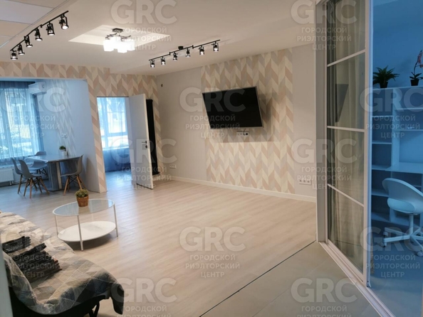 
  Продается 3-комнатный апартамент, 85 м², Депутатская ул, д. 15/10
. Фото 2.