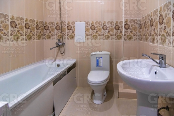 
  Продается 1-комн. квартира, 46 м², Вишневая ул, д. 36/1
. Фото 10.