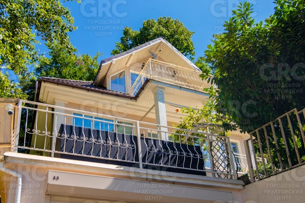 
  Продается дом, 200 м², Сочи
. Фото 2.