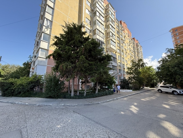 
  Продается 1-комн. квартира, 40 м², Владимирская ул, д. 140
. Фото 19.
