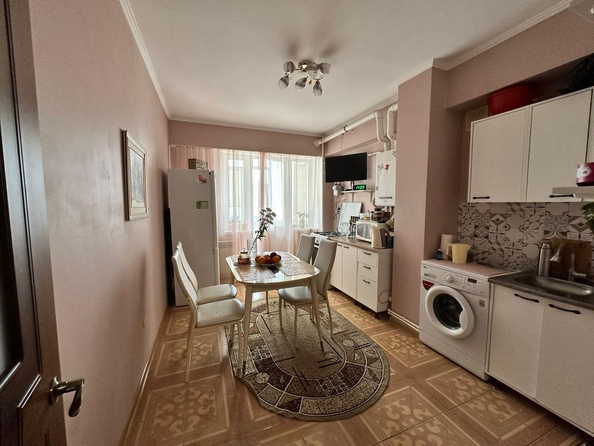 
  Продается 2-комн. квартира, 54 м², Толстого ул, д. 140А
. Фото 4.