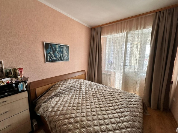 
  Продается 2-комн. квартира, 54 м², Толстого ул, д. 140А
. Фото 15.