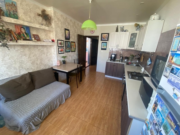 
  Продается 1-комн. квартира, 52 м², Ленина ул, д. 195
. Фото 2.