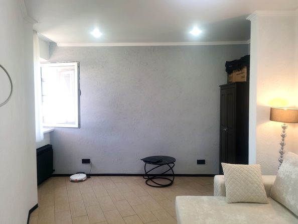
  Продается 2-комн. квартира, 61 м², Крылова ул, д. 113
. Фото 8.