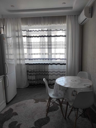 
  Продается 2-комн. квартира, 57 м², Солнечная ул, д. 38к2
. Фото 4.