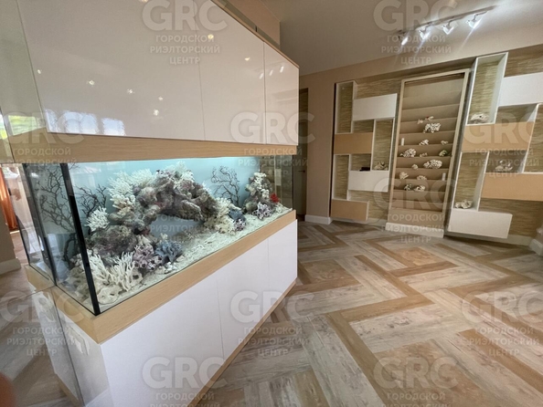 
  Продается 4-комн. квартира, 120 м², Кубанская ул, д. 3
. Фото 8.