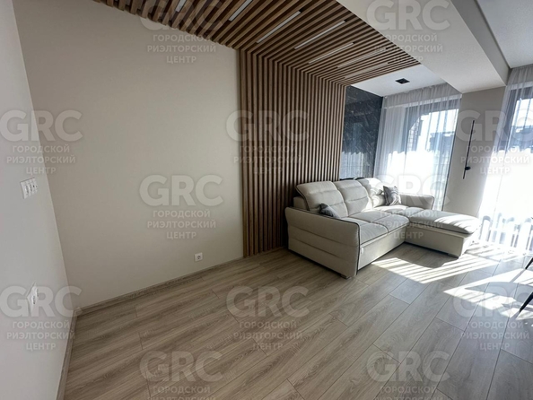 
  Продается 1-комн. квартира, 30.3 м², Полтавская ул, д. 21А
. Фото 3.