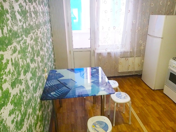 
  Сдам 1-комн. квартиру, 43 м², Алтайская ул, д. 4/2
. Фото 3.