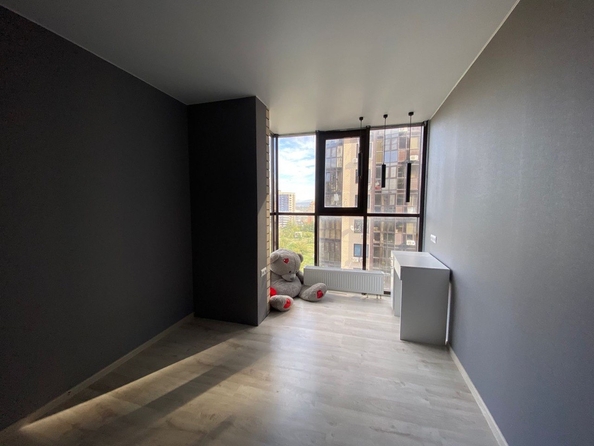 
  Продается 3-комн. квартира, 83 м², Ленина ул, д. 185Ак3
. Фото 3.