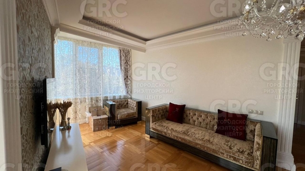 
  Продается 3-комн. квартира, 88 м², Юных Ленинцев ул, д. 10
. Фото 3.