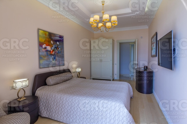 
  Продается 3-комн. квартира, 140 м², Нагорная ул, д. 1
. Фото 3.