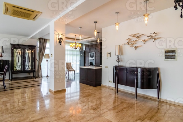 
  Продается коттедж, 450 м², Сочи
. Фото 8.