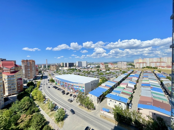 
  Продается 2-комн. квартира, 65 м², Владимирская ул, д. 148
. Фото 2.
