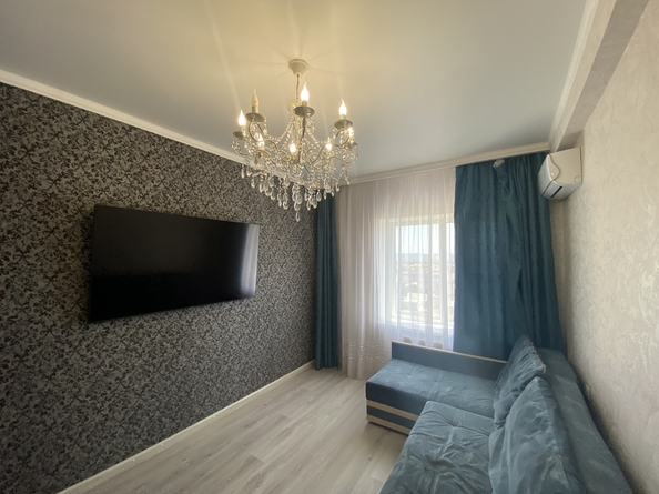 
  Продается 1-комн. квартира, 38 м², Горького ул, д. 7Б
. Фото 1.