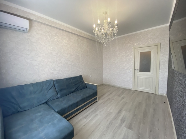 
  Продается 1-комн. квартира, 38 м², Горького ул, д. 7Б
. Фото 3.