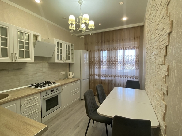 
  Продается 1-комн. квартира, 38 м², Горького ул, д. 7Б
. Фото 15.