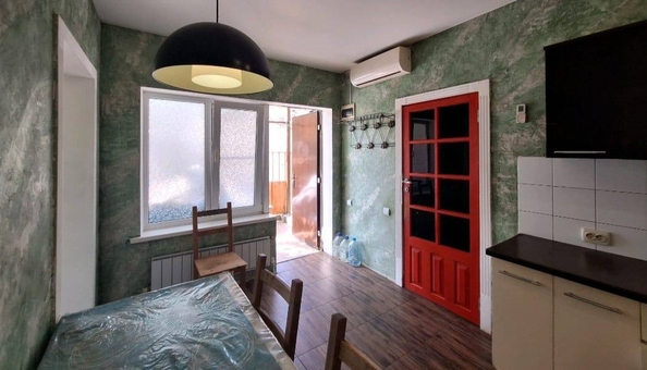 
  Продается 3-комн. квартира, 49 м², Новороссийская ул, д. 156
. Фото 5.