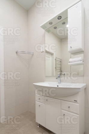 
  Продается 2-комн. квартира, 61.3 м², Парковая ул, д. 5
. Фото 29.