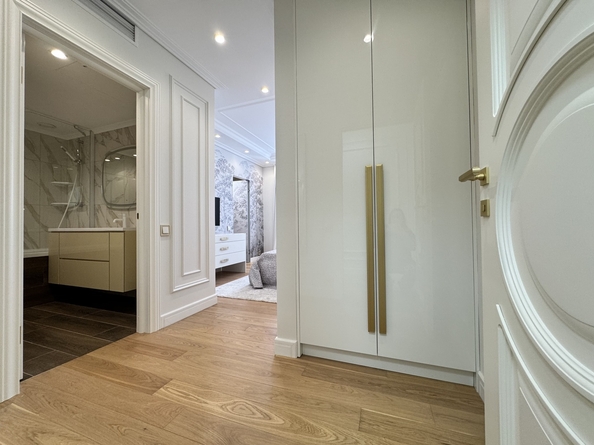
  Продается 3-комн. квартира, 144 м², Толстого ул, д. 26
. Фото 9.