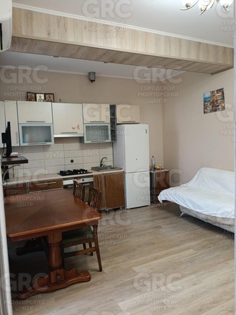 
  Продается 2-комн. квартира, 50 м², Вишневая ул, д. 18/7
. Фото 4.
