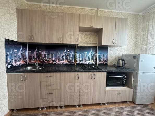 
  Продается 2-комн. квартира, 67 м², Вишневая ул, д. 17
. Фото 9.