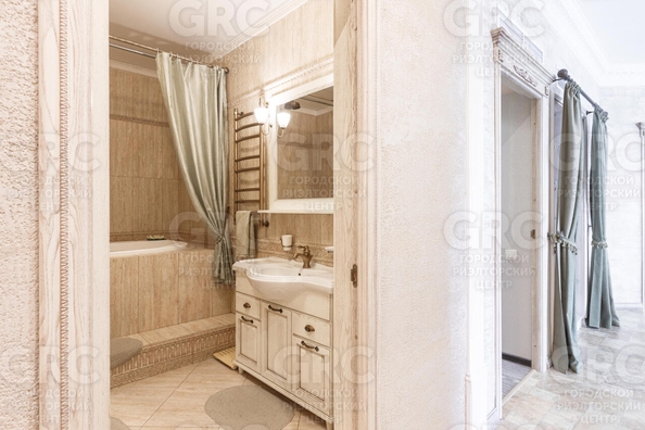 
  Продается 4-комн. квартира, 147 м², Депутатская ул, д. 9
. Фото 32.