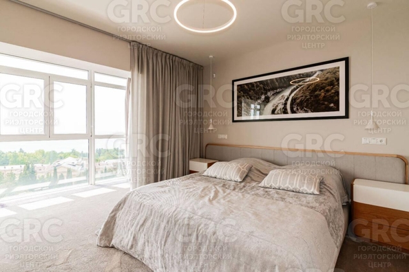 
  Продается 3-комн. квартира, 170 м², Виноградная ул, д. 4
. Фото 1.