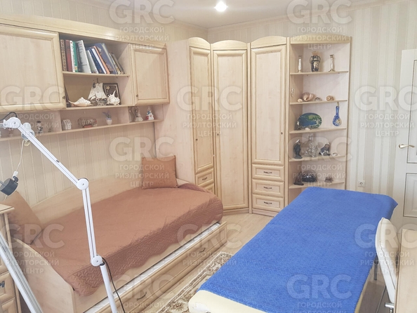 
  Продается 4-комн. квартира, 250 м², Санаторная ул, д. 45
. Фото 8.