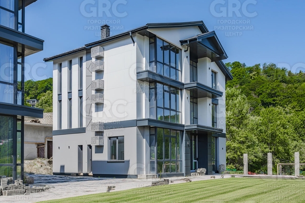 
  Продается дом, 280 м², Сочи
. Фото 22.