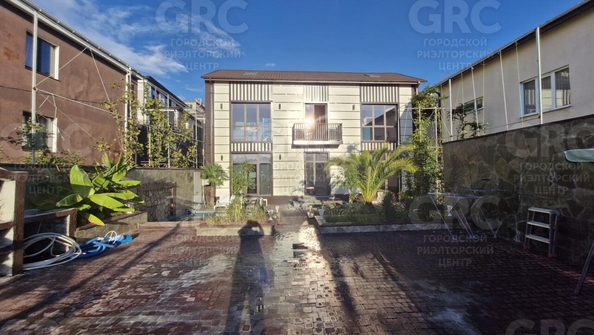 
  Продается дом, 300 м², Сочи
. Фото 12.