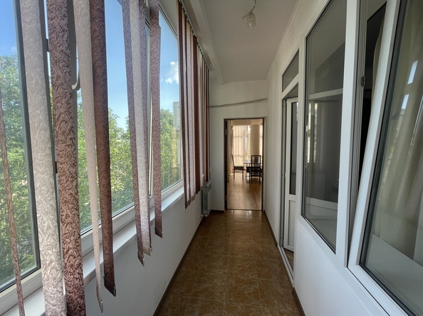 
  Продается 2-комн. квартира, 61 м², Ильинский пер, д. 18
. Фото 11.