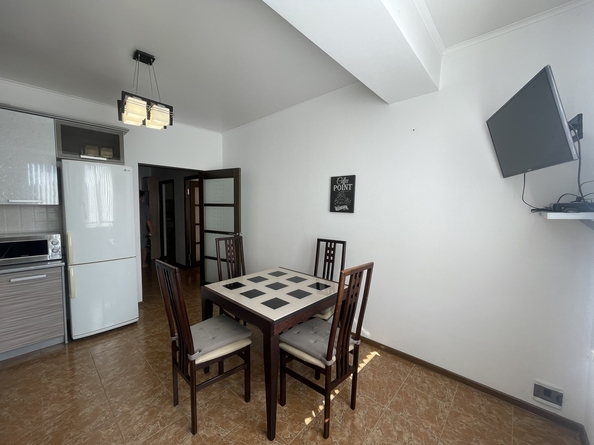 
  Продается 2-комн. квартира, 61 м², Ильинский пер, д. 18
. Фото 16.